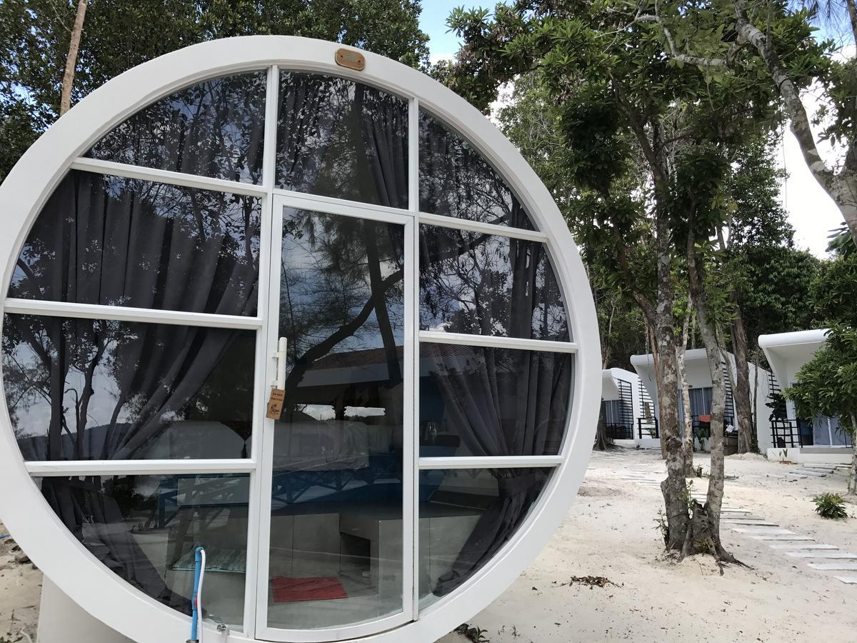 The Pipes Resort Koh Rong Sanloem Buitenkant foto