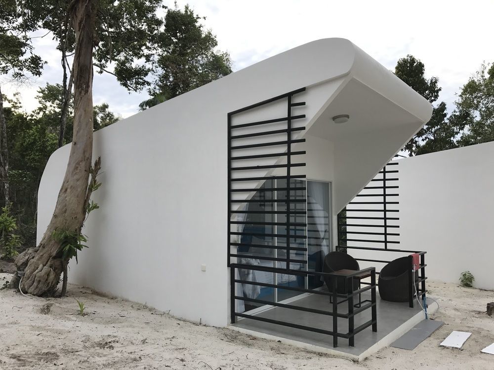 The Pipes Resort Koh Rong Sanloem Buitenkant foto