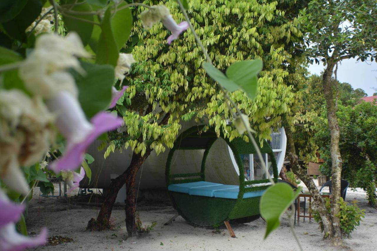 The Pipes Resort Koh Rong Sanloem Buitenkant foto