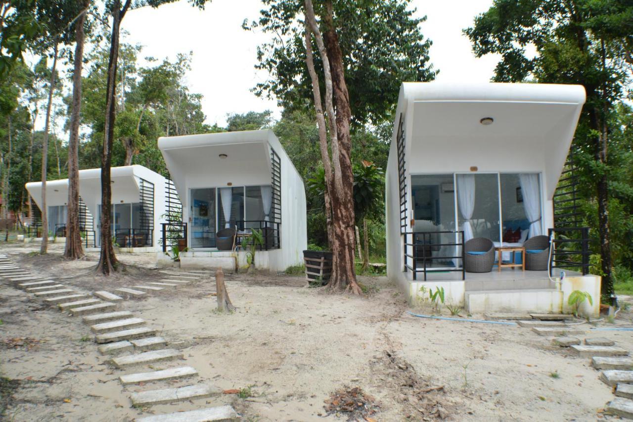 The Pipes Resort Koh Rong Sanloem Buitenkant foto